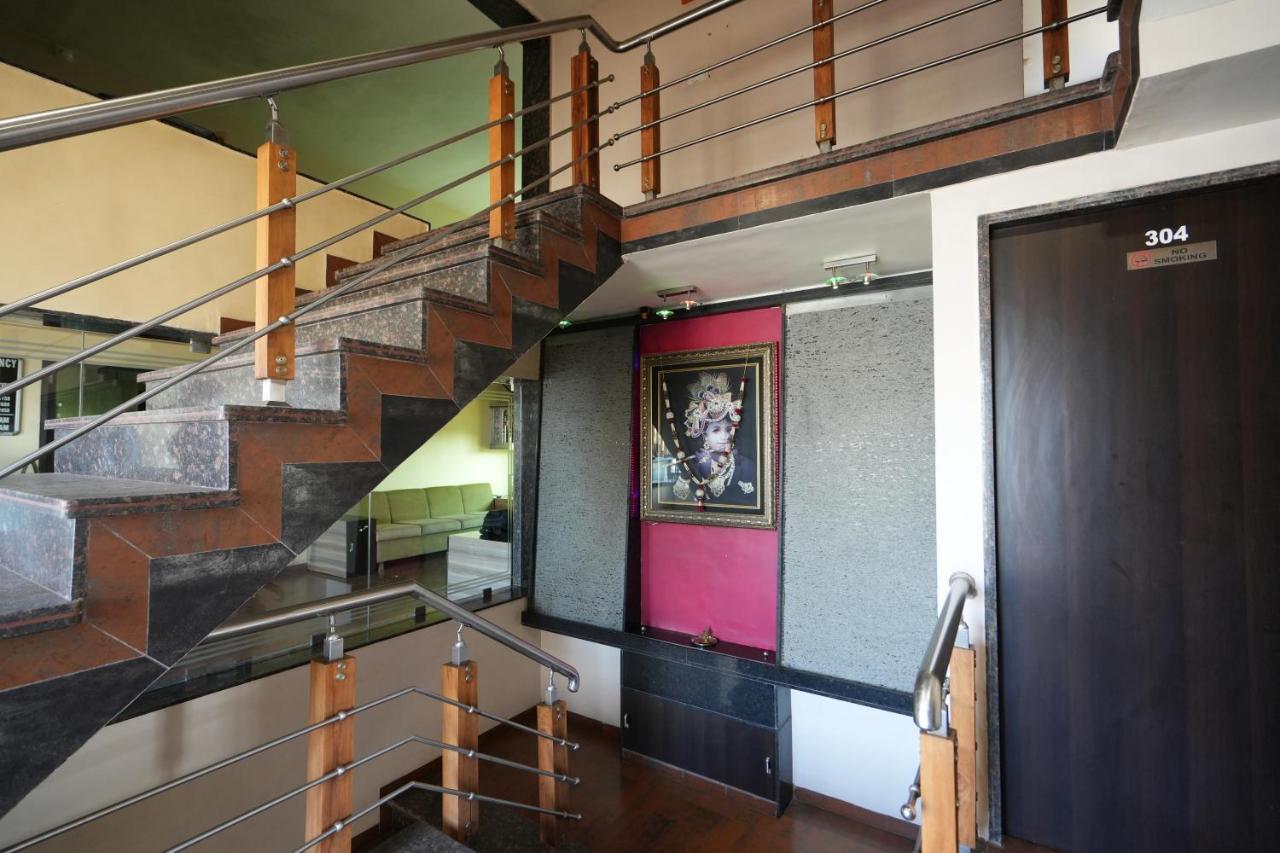 Hotel Ravi Residency Nadiād Exterior foto