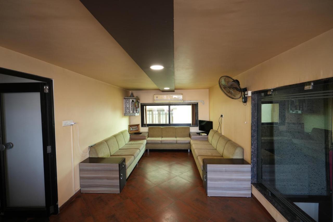 Hotel Ravi Residency Nadiād Exterior foto
